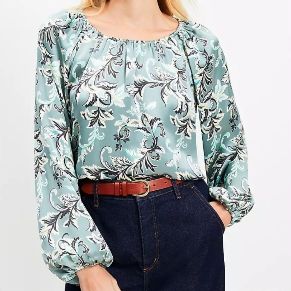 Loft Vine Satin‎ Shirred Top Size M Floral Career Blouse Bishop Sleeve